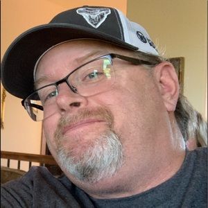 Meet your Posher, Brett